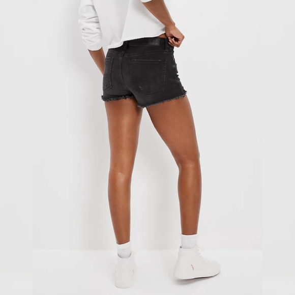 American Eagle High Rise Shortie Distressed Denim Shorts, Black, Women's Size 8 - Picture 2 of 15
